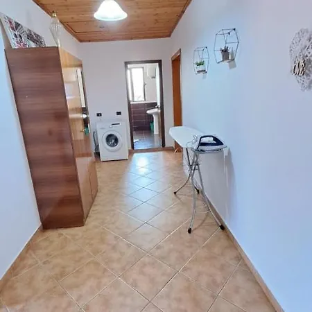 Vicino Al Centro Storico Shkodër